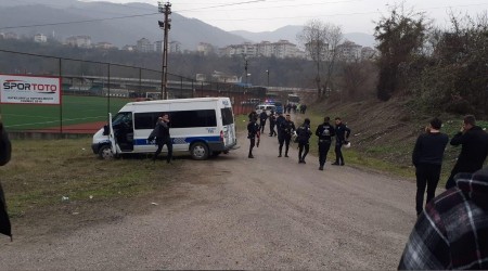 Amatr lig manda taraftarlar birbirine girdi: 1 yaral