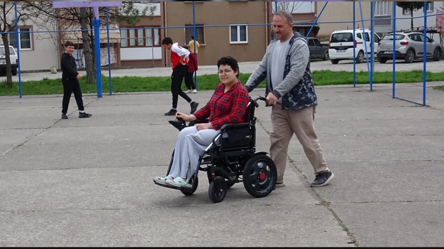 Tekstil i��isinden �rnek davran��