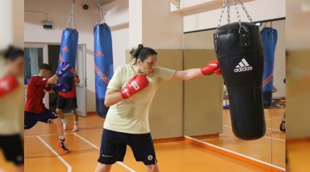 Dnya Boks ampiyonasnda  Elif Gneri turnuvaya veda etti