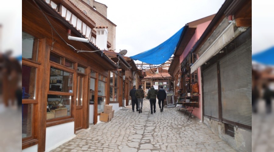 Tarihi arlar gn yzne kt