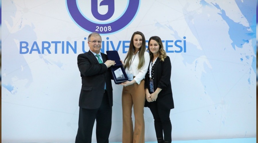 FaCiPa isimli mobil uygulamas dl ald
