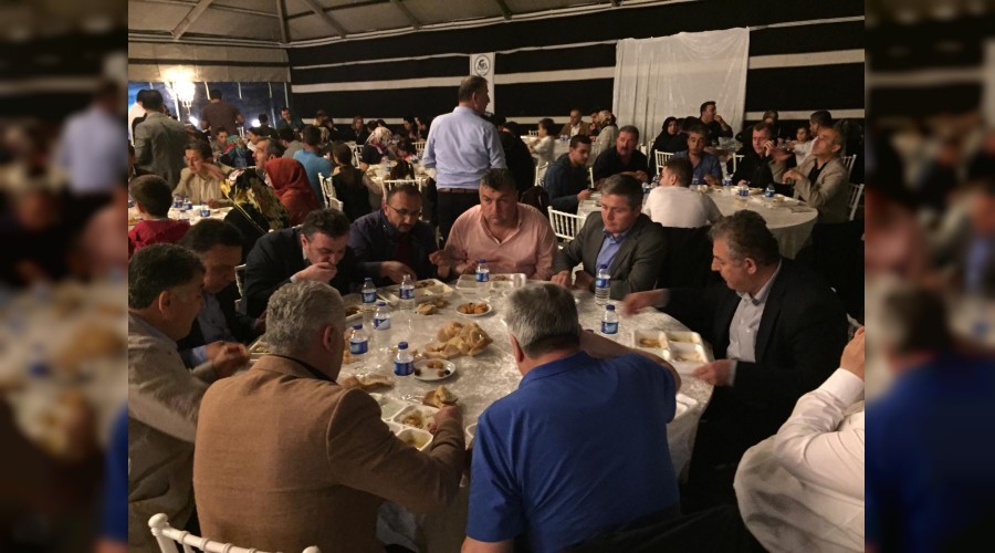 Yeniceliler iftarda bir araya geldi 