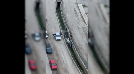 Alkoll� ve ehliyetsiz s�r�c� ortal��� birbirine katt�