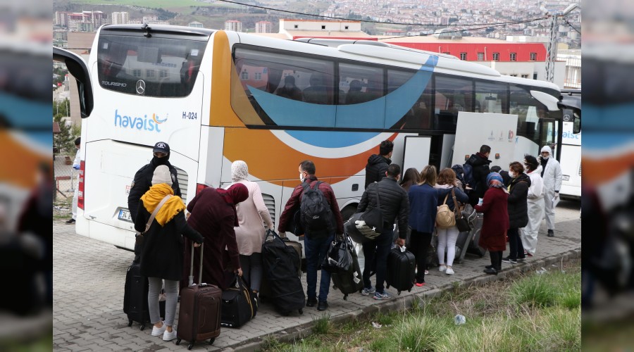 Cezayirlilerin son kafilesi yola çıkıyor