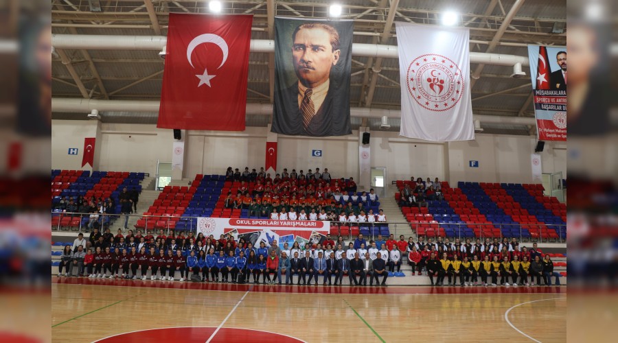 Basketbol Yldzlar Trkiye Birincilii msabakalar Karabkte balad