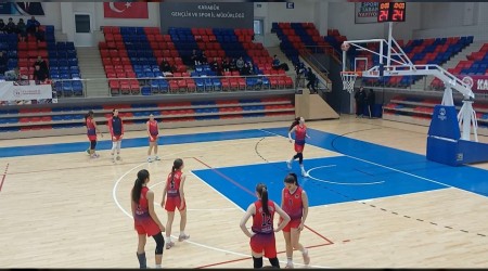 Karab�k'te Okul Sporlar� Gen�ler Basketbol Grup M�sabakalar� ba�lad�