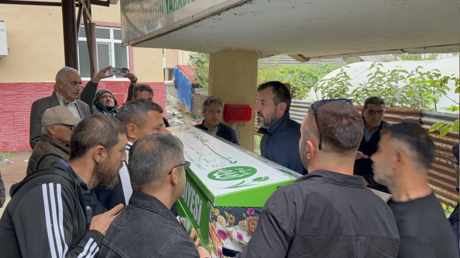 Bakl kavgada yaamn yitiren kadn topraa verildi