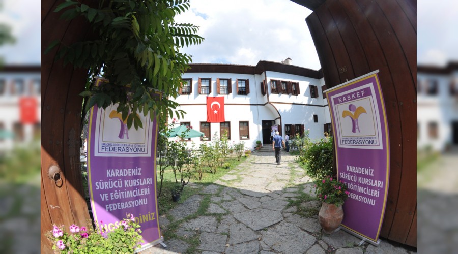 Turizmde zor gnler : Turing konaklar kapatma karar ald