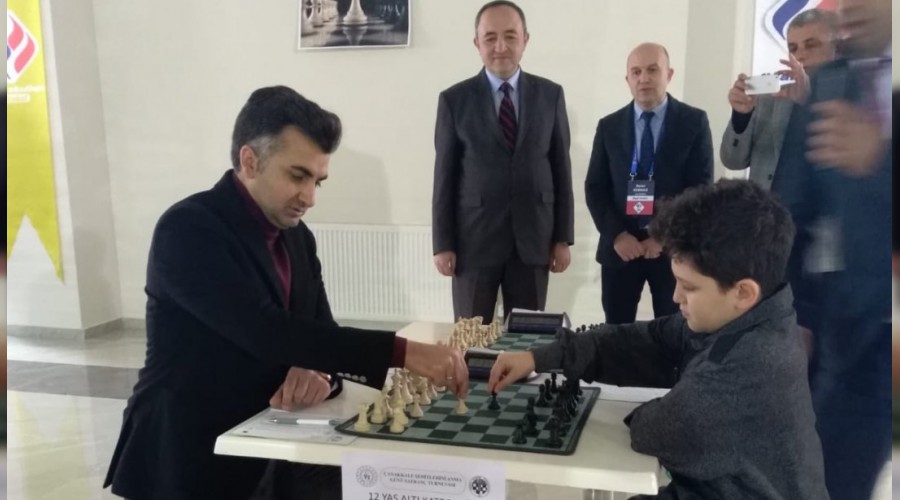 anakkale ehitlerini Anma Gn Satran Turnuvas Gerekletirildi