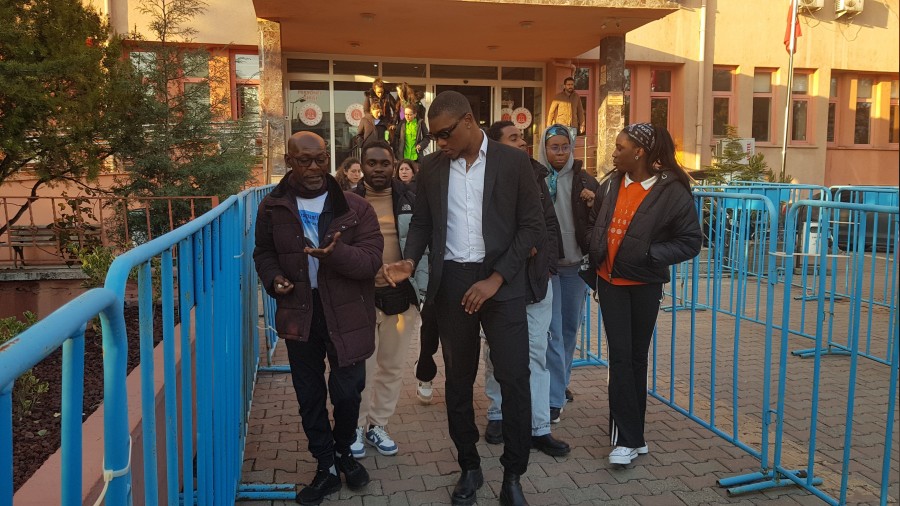Gabonlu Dina soruturmasnda mtalaa akland