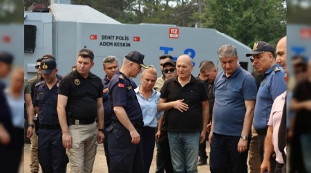 Bakan Kse Yangn Blgesinde ncelemelerde Bulundu