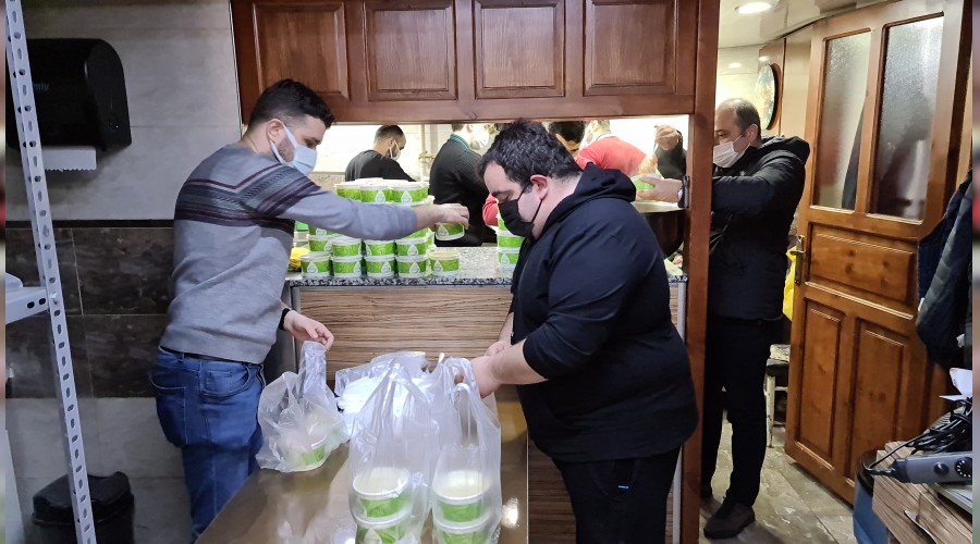 Esnaflardan vatandalara iftar yemei