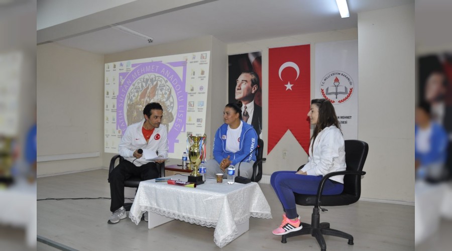 Safranbolu'da milli sporcu rencilerle bulutu