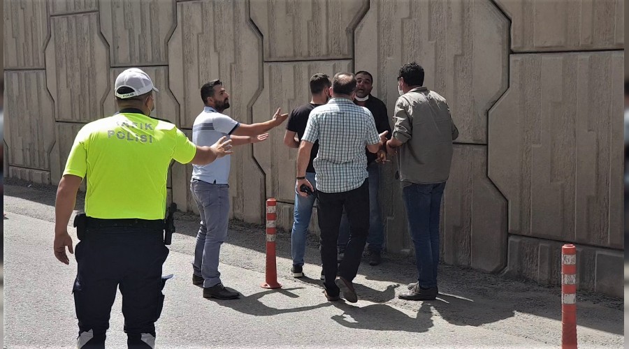 Ehliyetsiz src sokaa kma kstlamas bulunan ocuklaryla birlikte yakaland