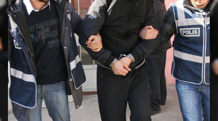Karabk'te FET/PDY operasyonu: 4 gzalt