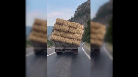 Saman ykl kamyonun tehlikeli yolculuu kamerada