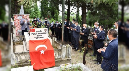 ehit Nazif Topsakal mezar banda anld