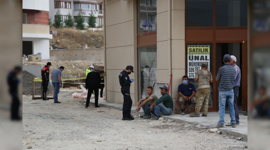Elinde patlayan cisim parmaklarn paralad