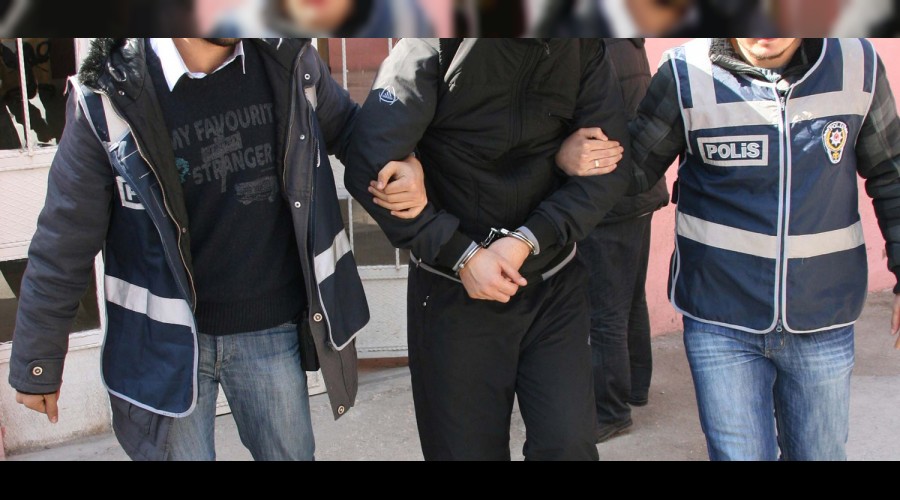 Hakknda yakalama karar bulunan FET phelisi adliyeye sevk edildi
