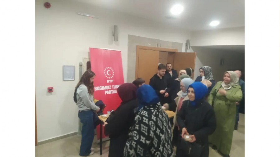 Karab�k�te Prof. Dr. Haydar Ba� an�s�na g�rkemli anma program�