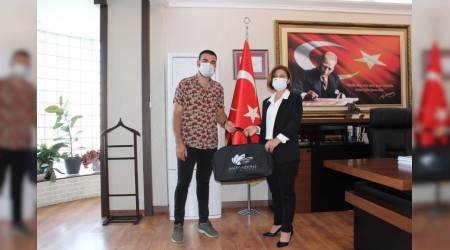 Bakan Kse Mehmetikleri uurlamaya balad