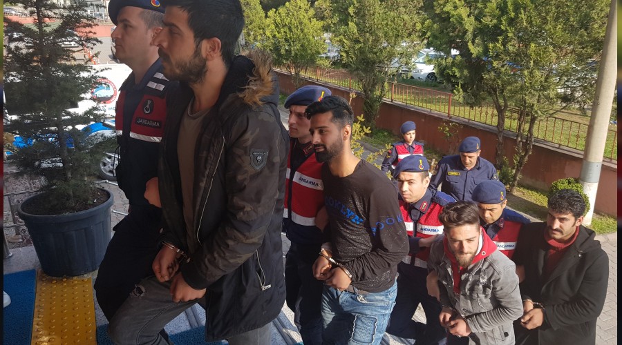 Muhtarlk kavgasna karan 16 kii adliyeye sevk edildi