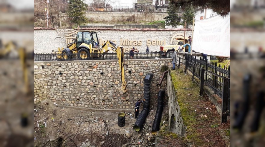 Safranbolu'da yağmur suyu hattı çalışmaları