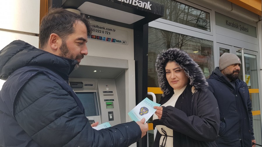 Vatandaşlar telefon dolandırıcılığına karşı uyarılıyor