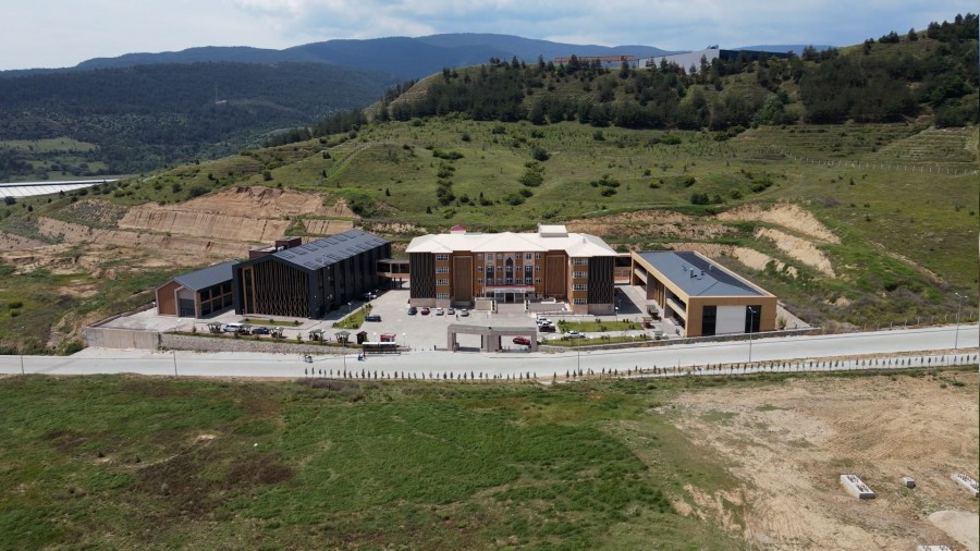 Y�K Ba�kan� �zvar: OSB-MYO modeli 21 �niversitede 22 MYO�ya ula�t�