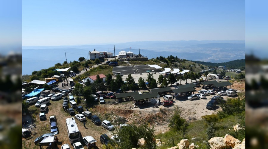 Bahaddin Gaziyi anma ve dede yaylas enliklerinin 25'si dzenlendi