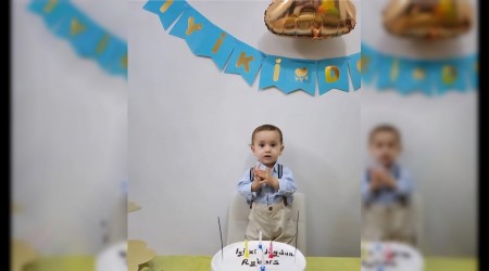 Yola f�rlayan 3 ya��ndaki Aybars servis arac�n�n alt�nda can verdi