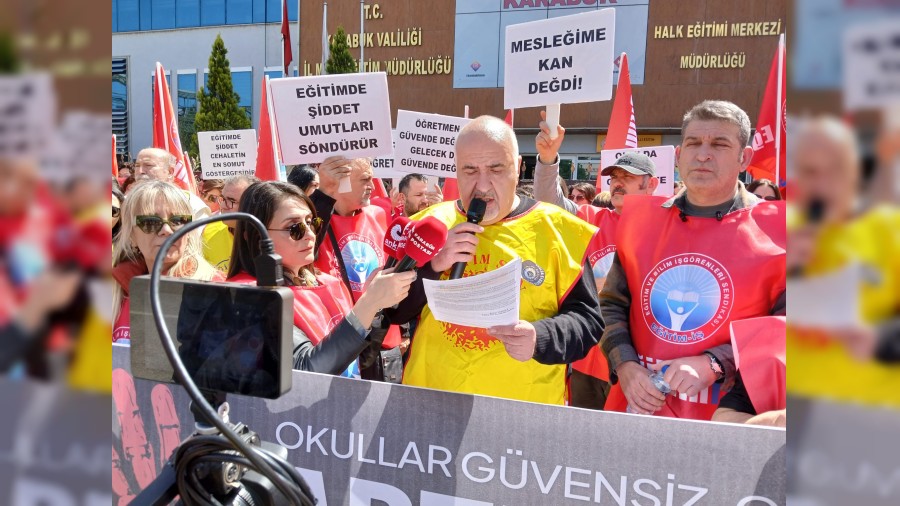 E�itim Sen'den Bas�n a��klamas�:"Okullarda �iddete hay�r!"