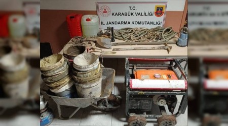 Kaak kaz yapan 2 kii yakaland