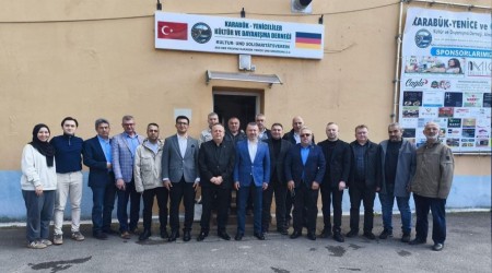 Rekt�r K�r���k Almanya�da Karab�kl�lerle bir araya geldi