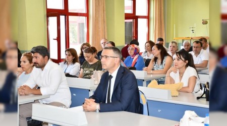 Safranbolu'da retmenlerin mesleki almalar balad