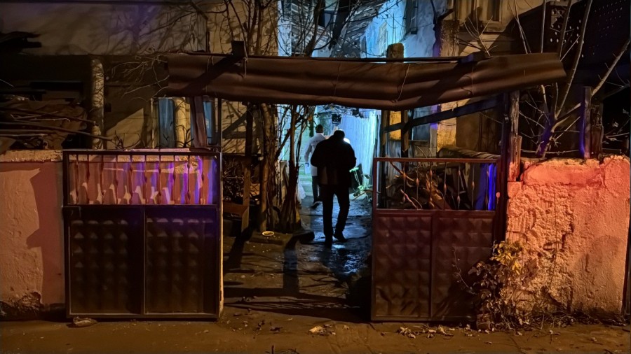 Tartt babasna silahla ate eden ocuk gzaltna alnd