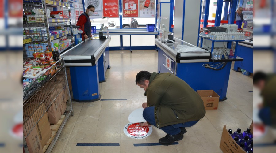 Yenice Belediyesinden stickerlı evde kal çağrısı
