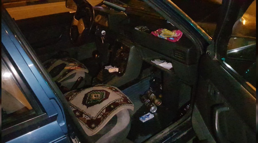 293 promil alkollü sürücü kırmızı ışıkta bekleyen sivil polis aracına çarptı