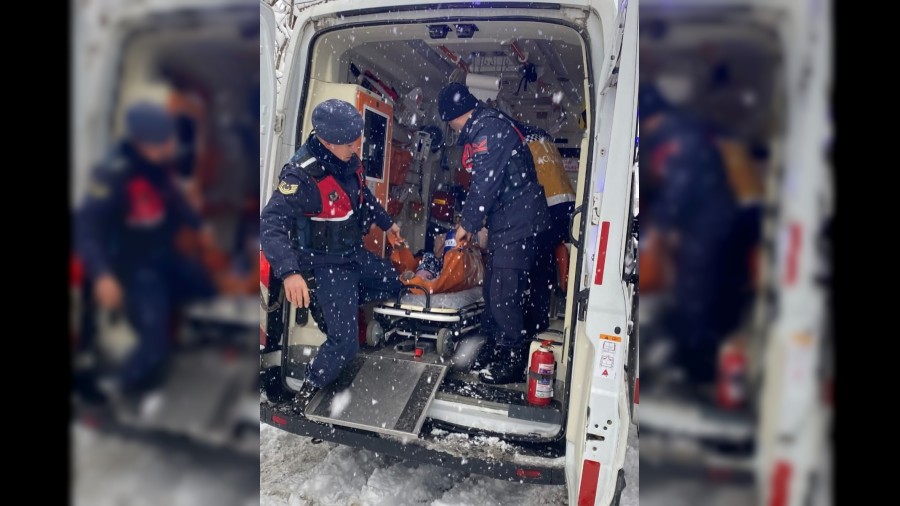 Hasta vatanda�a jandarma ula�t�