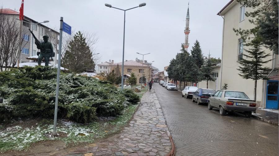 Kar ya���� tekrar ba�lad�