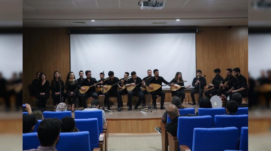 KBܒl rencilerden mezuniyet konseri