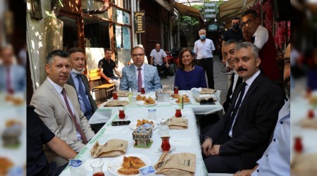 Safranbolu protokol, Asmaalt bayramlamasnda bir araya geldi