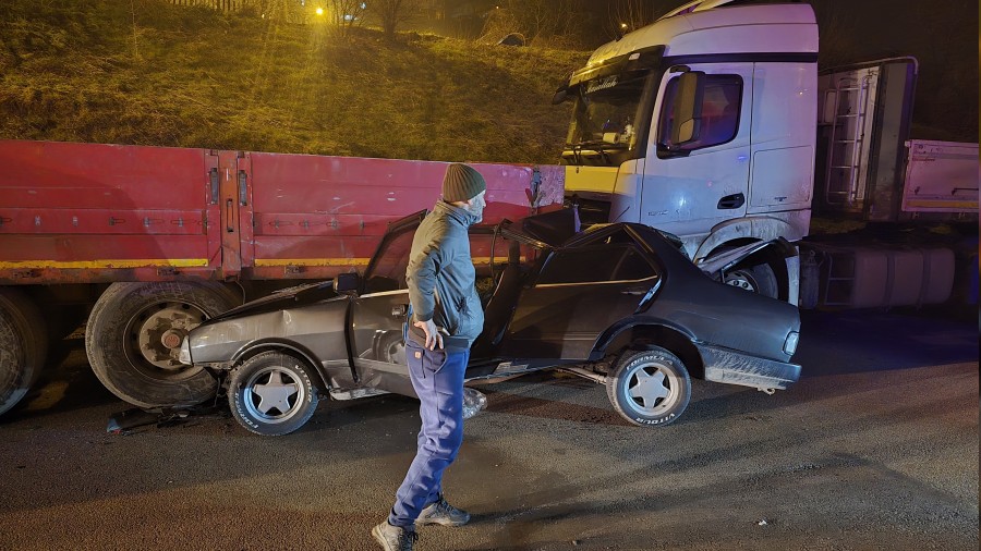 Tofa� t�ra ok gibi sapland�: 1'i a��r 2 yaral�