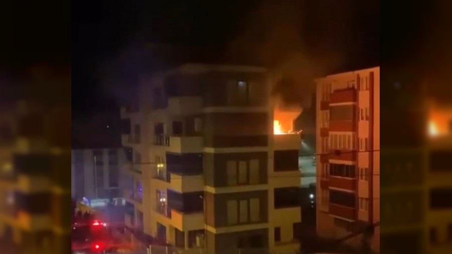 Apartmanda korkutan yangn: 5 kii dumandan etkilendi