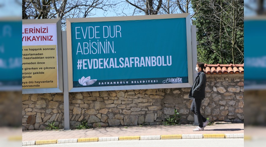 Osmanlı kenti Safranbolu’da yöresel şivelerle ‘Evde Kal’ uyarısı