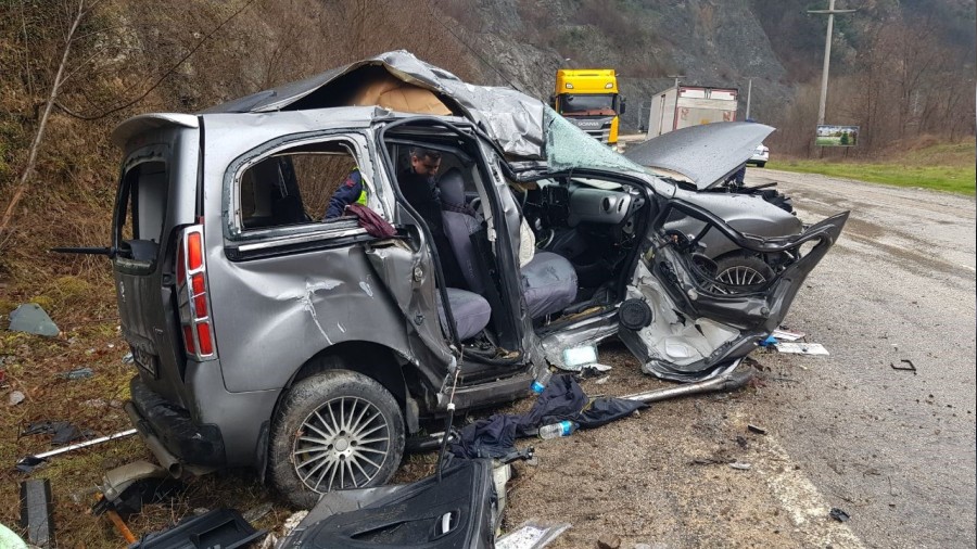 Trafik kazasnda l says 2 ye kt