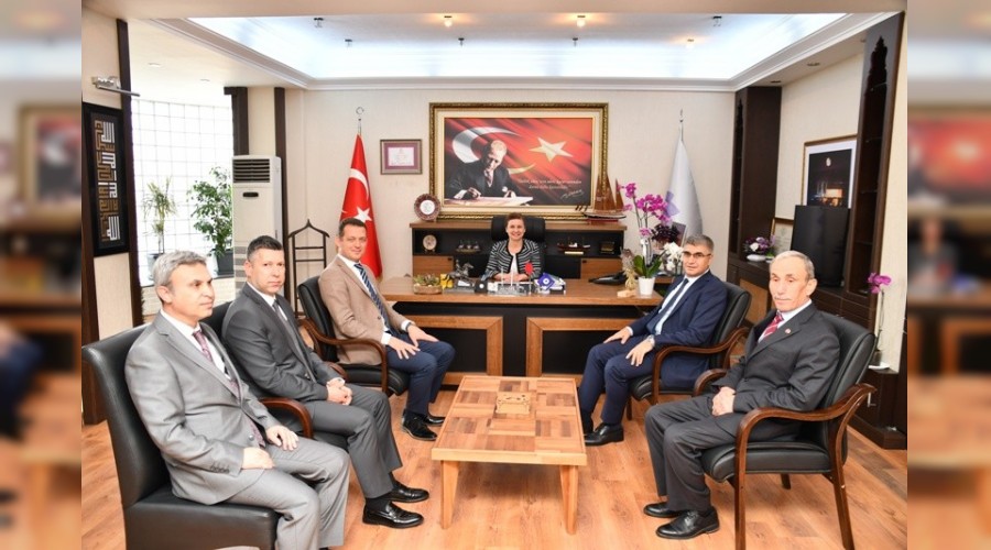 Vali Grel, Bakan Kse’ye almalarnda baarlar diledi 