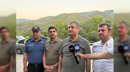 Vali Yavuz'dan yangnla ilgili aklama: "Rzgar bizi skntya sokuyor"