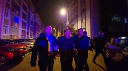 Baba k�z�n�n erkek arkada��n� t�fekle yaralad�