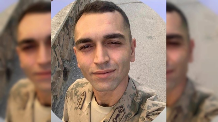 Beylik tabancas�yla intihar eden askeri personel Karab�k'te topra�a verildi